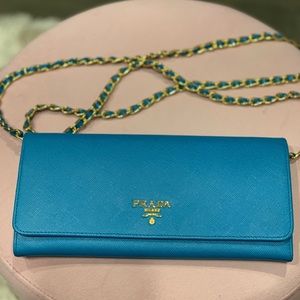 Prada Saffiano Wallet on Chain. New in BOX!